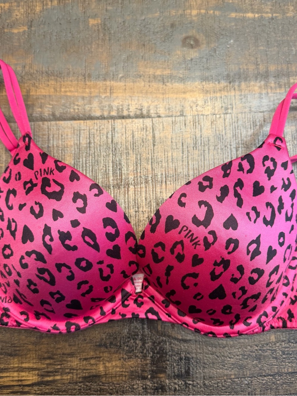 Y2K PINK Victoria's Secret Hot Pink Leopard-Print Push up Bra